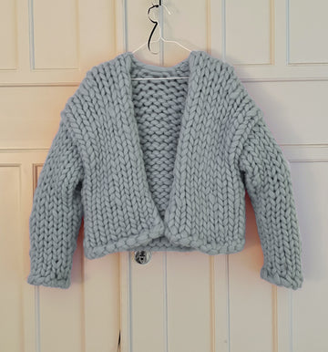 LIGHT GREY chunky cardigan 